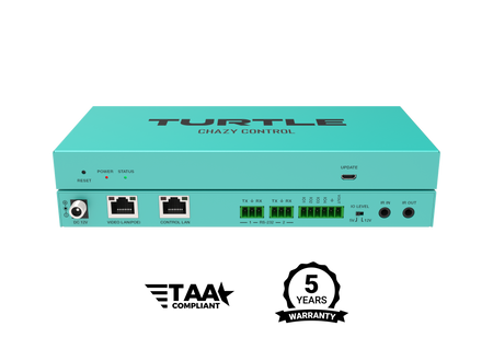 Turquoise elektronisch apparaat met het merk 'Turtle Chazy Control' op een witte achtergrond, voorzien van logo's voor TAA-naleving en vijf jaar garantie.